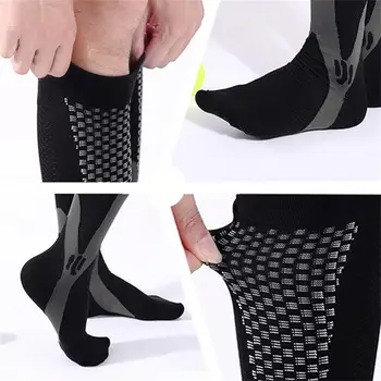 2022 новые Компрессионные Чулки для мужчин и женщин для улучшения кровообращения Медицинские Носки для кормления Спорт на открытом воздухе футбольные носки