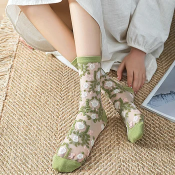 Летние носки с вышивкой и цветами, ультратонкие повседневные Прозрачные дышащие носки, Японский сладкий Модный милый носок средней длины